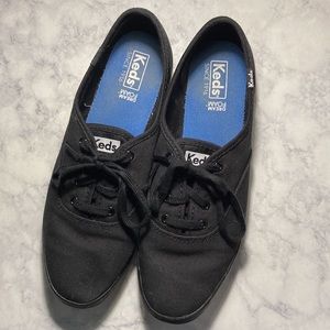 Black Keds